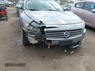 2009 Nissan Maxima SV with VIN 1N4AA51E59C824621, listed as a IAAI auction lot 42063256 with 208,607 mi miles and . Bid and sale history available at DreamBid. Image 6.