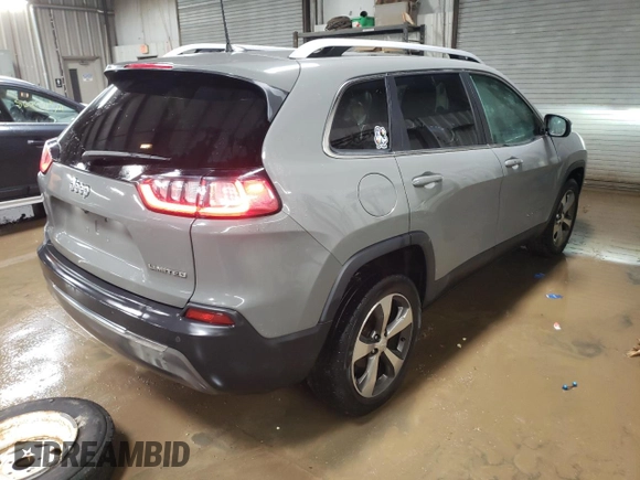 2020 Jeep Cherokee Limited with VIN 1C4PJLDBXLD504934, listed as a Copart auction lot 85673984 with 136,273 mi miles and Salvage Title. Bid and sale history available at carsss.com. Image 3.
