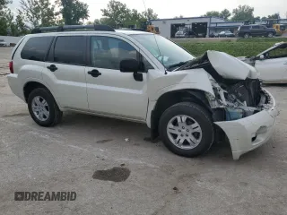 2008 Mitsubishi Endeavor LS with VIN 4A4MN21S88E037416, listed as a Copart auction lot 61838084 with 170,562 mi miles and Salvage Title. Bid and sale history available at carsss.com. Image 4.