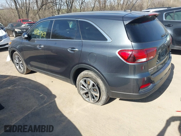 2020 Kia Sorento LX with VIN 5XYPGDA59LG683343, listed as a IAAI auction lot 41827929 with 103,222 mi miles and . Bid and sale history available at carsss.com. Image 3.