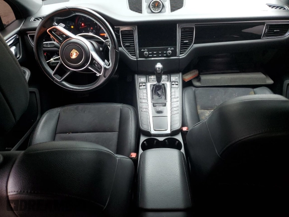 2017 Porsche Macan with VIN WP1AA2A50HLB07596, listed as a Copart auction lot 62682545 with 110,684 mi miles and Salvage title. Bid and sale history available at DreamBid. Image 8.