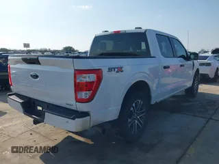 2023 Ford F-150 XL z VIN 1FTEW1CPXPKF87647, wystawiony jako IAAI lot #41486870 z przebiegiem 23 609 mil mil oraz . Historia ofert i sprzedaży dostępna na DreamBid. Obrazek 4.