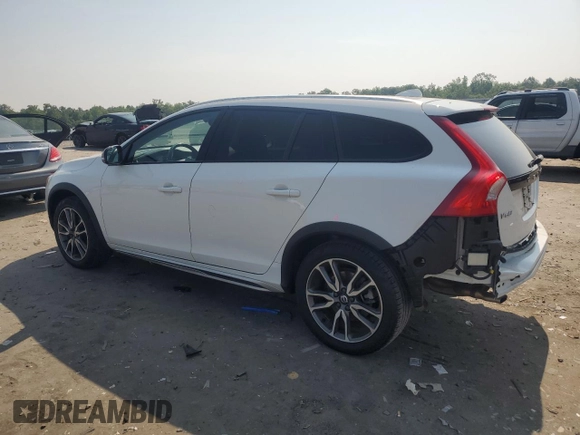 2018 Volvo V60 with VIN YV440MWKXJ2059075, listed as a Copart auction lot 60654775 with 58,040 mi miles and Salvage title. Bid and sale history available at DreamBid. Image 2.