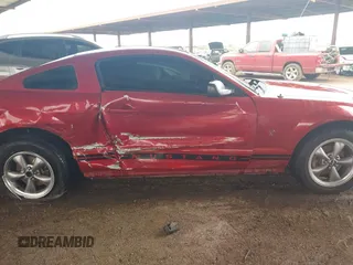 2008 Ford Mustang Deluxe with VIN 1ZVHT80N985143223, listed as a IAAI auction lot 42023600 with 193,678 mi miles. Bid and sale history available at carsss.com. Image 13.