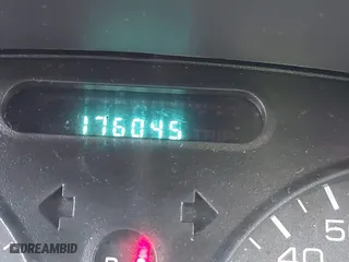 2004 Oldsmobile Alero GX with VIN 1G3NK52F34C106235, listed as a IAAI auction lot 41546490 with 176,045 mi miles. Bid and sale history available at carsss.com. Image 7.