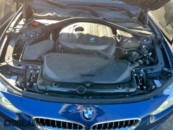 2017 BMW 3 Series 330i with VIN WBA8B9C53HK884571, listed as a Copart auction lot 86259974 with 42,771 mi miles and Clean Title. Bid and sale history available at DreamBid. Image 7.