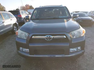 2011 Toyota 4Runner Trail with VIN JTEBU5JR5B5069176, listed as a IAAI auction lot 40907512 with 82,700 mi miles. Bid and sale history available at carsss.com. Image 12.