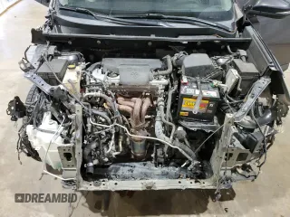 2018 Toyota RAV4 XLE with VIN 2T3WFREV3JW423623, listed as a Copart auction lot 47364675 with 132,510 mi miles and Salvage Title. Bid and sale history available at DreamBid. Image 13.