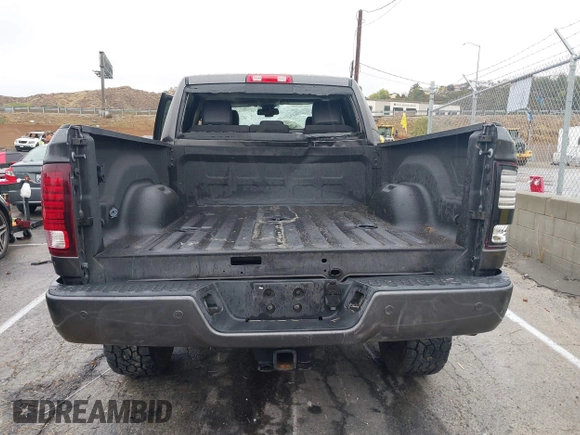 2018 Ram 2500 Laramie with VIN 3C6UR5FL6JG382481, listed as a IAAI auction lot 41517536 with Not provided miles and . Bid and sale history available at DreamBid. Image 17.