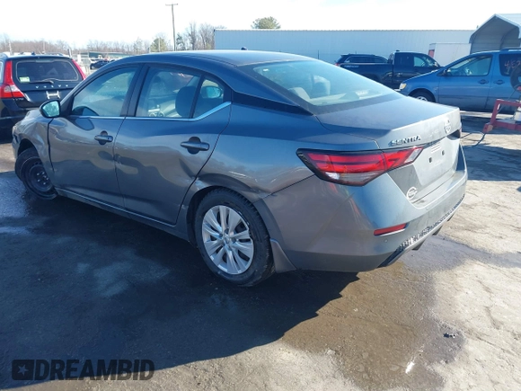 2022 Nissan Sentra S with VIN 3N1AB8BV7NY231435, listed as a IAAI auction lot 41527240 with 52,690 mi miles. Bid and sale history available at carsss.com. Image 3.