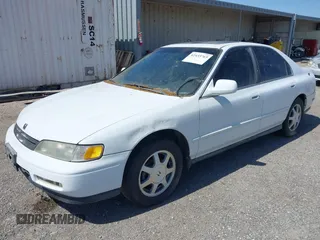 1995 Honda Accord EX z VIN 1HGCD5565SA042044, wystawiony jako IAAI lot #42433765 z przebiegiem 255 906 mil mil oraz . Historia ofert i sprzedaży dostępna na DreamBid. Obrazek 2.