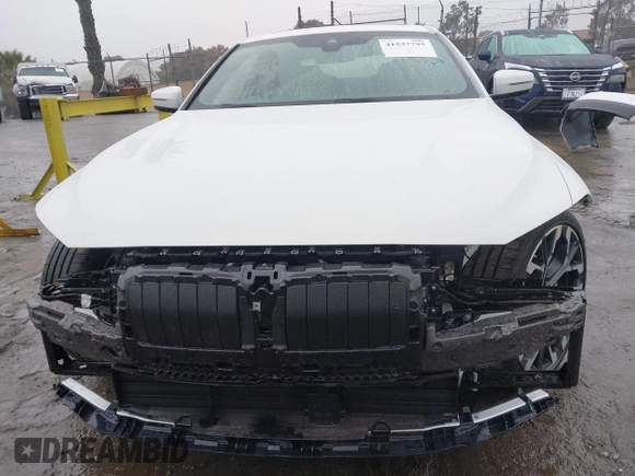 2025 BMW 4 Series 430i with VIN WBA43DA01SCT85324, listed as a IAAI auction lot 41537795 with 773 mi miles and . Bid and sale history available at DreamBid. Image 13.