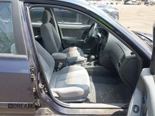 2005 Hyundai Elantra GLS с VIN KMHDN46D35U072343, выставлен на аукционе IAAI как лот 42459033 с пробегом 149 265 миль миль и . История ставок и продаж доступна на DreamBid. Изображение 5.