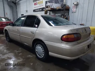 2004 Chevrolet Classic with VIN 1G1ND52F34M524727, listed as a IAAI auction lot 41533791 with 207,745 mi miles. Bid and sale history available at carsss.com. Image 3.