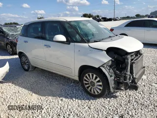 2014 FIAT 500L Easy with VIN ZFBCFABH8EZ018790, listed as a Copart auction lot 77992994 with 156,479 mi miles and Salvage Title. Bid and sale history available at carsss.com. Image 4.