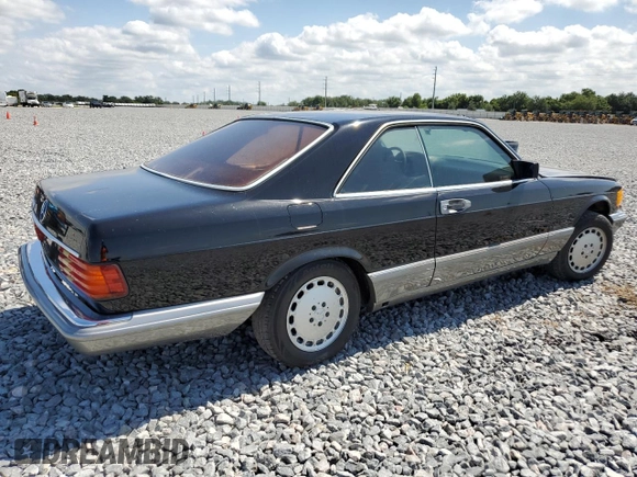 1988 Mercedes-Benz 560 z VIN WDBCA45D3JA417782, wystawiony jako Copart lot #57804865 z przebiegiem 148 888 mil mil oraz Czysty tytuł • Clean title. Historia ofert i sprzedaży dostępna na DreamBid. Obrazek 3.