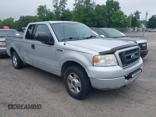 2004 Ford F-150 STX z VIN 1FTRX12W64NC56291, wystawiony jako IAAI lot #42729799 z przebiegiem 188 064 mil mil oraz . Historia ofert i sprzedaży dostępna na DreamBid. Obrazek 1.