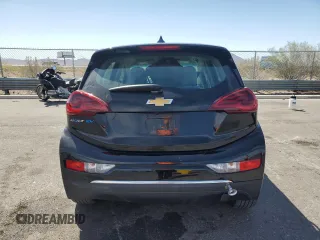 2018 Chevrolet Bolt EV LT z VIN 1G1FW6S0XJ4110517, wystawiony jako Copart lot #52772995 z przebiegiem 56 492 mil mil oraz Szkody całkowita. Historia ofert i sprzedaży dostępna na DreamBid. Obrazek 6.