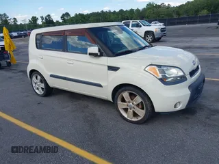 2010 Kia Soul + with VIN KNDJT2A24A7137264, listed as a IAAI auction lot 42163602 with 161,596 mi miles and . Bid and sale history available at DreamBid. Image 1.
