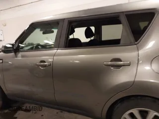 2017 Kia Soul + with VIN KNDJP3A50H7452092, listed as a IAAI auction lot 41820948 with 119,126 mi miles. Bid and sale history available at carsss.com. Image 15.