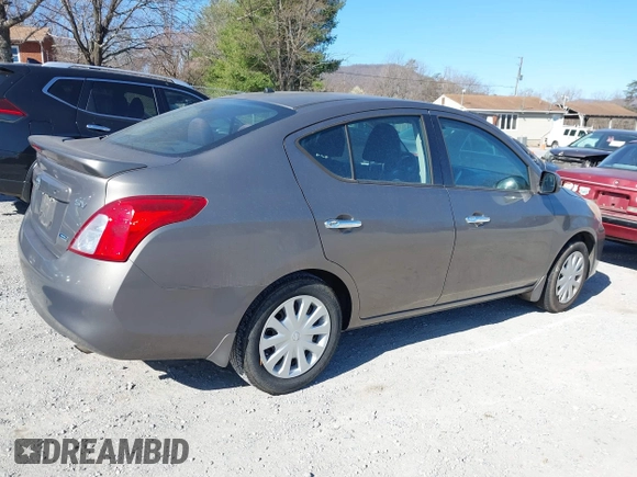 2014 Nissan Versa S with VIN 3N1CN7AP5EK451432, listed as a IAAI auction lot 41818916 with 126,190 mi miles. Bid and sale history available at carsss.com. Image 6.