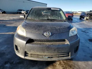 2011 Scion xD z VIN JTKKU4B48B1010947, wystawiony jako Copart lot #84696564 z przebiegiem 240 330 mil mil oraz Szkody całkowita. Historia ofert i sprzedaży dostępna na DreamBid. Obrazek 5.