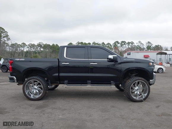 2019 Chevrolet Silverado 1500 LTZ with VIN 3GCUYGED9KG160780, listed as a IAAI auction lot 41574991 with 118,450 mi miles. Bid and sale history available at carsss.com. Image 13.