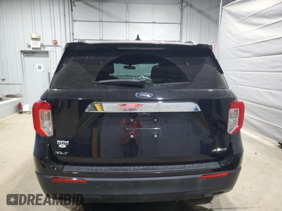 2022 Ford Explorer XLT z VIN 1FMSK8DH0NGB21901, wystawiony jako Copart lot #57749845 z przebiegiem 21 666 mil mil oraz Szkoda całkowita • Salvage title. Historia ofert i sprzedaży dostępna na DreamBid. Obrazek 6.