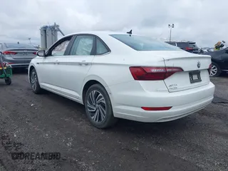 2020 Volkswagen Jetta SEL with VIN 3VWEB7BU9LM013708, listed as a IAAI auction lot 42310338 with 43,259 mi miles and . Bid and sale history available at DreamBid. Image 3.