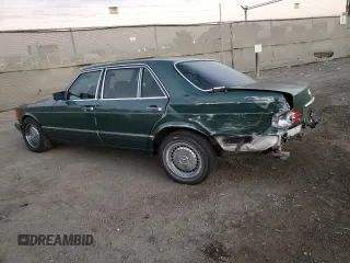 1986 Mercedes-Benz 420 420SEL with VIN WDBCA35D7GA228605, listed as a Copart auction lot 85934304 with 173,961 mi miles and Salvage Title. Bid and sale history available at carsss.com. Image 2.