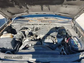2004 Ford Explorer XLT with VIN 1FMDU73K84ZA70032, listed as a IAAI auction lot 41990961 with 205,084 mi miles. Bid and sale history available at carsss.com. Image 10.