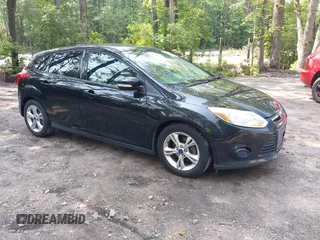2014 Ford Focus SE z VIN 1FADP3K23EL284216, wystawiony jako IAAI lot #42489699 z przebiegiem 139 127 mil mil oraz . Historia ofert i sprzedaży dostępna na DreamBid. Obrazek 1.