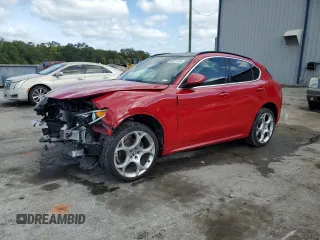 2023 Alfa Romeo Stelvio Ti z VIN ZASPAKBN2P7D65711, wystawiony jako Copart lot #55311535 z przebiegiem 32 906 mil mil oraz Nie do naprawy. Historia ofert i sprzedaży dostępna na DreamBid. Obrazek 1.