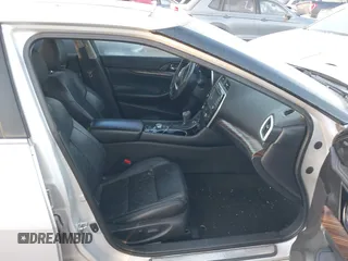 2016 Nissan Maxima SR z VIN 1N4AA6AP9GC382348, wystawiony jako IAAI lot #42012121 z przebiegiem 203 513 mil mil oraz . Historia ofert i sprzedaży dostępna na DreamBid. Obrazek 5.