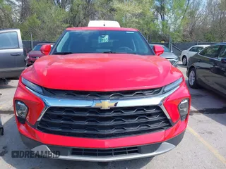 2023 Chevrolet Blazer LT z VIN 3GNKBCR44PS168938, wystawiony jako IAAI lot #42014810 z przebiegiem 59 931 mil mil oraz . Historia ofert i sprzedaży dostępna na DreamBid. Obrazek 12.