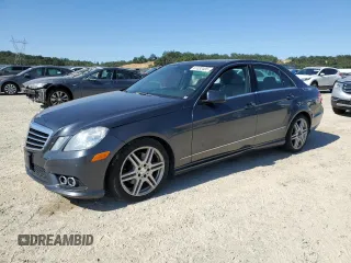 2010 Mercedes-Benz E 350 Luxury z VIN WDDHF8HB6AA236577, wystawiony jako Copart lot #61032405 z przebiegiem 169 988 mil mil oraz Czysty tytuł • Clean title. Historia ofert i sprzedaży dostępna na DreamBid. Obrazek 1.