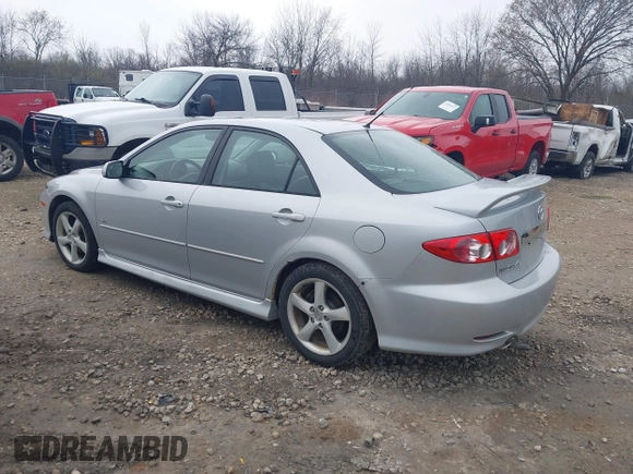 2004 Mazda Mazda6 s with VIN 1YVHP80D245N72738, listed as a IAAI auction lot 42098775 with 189,868 mi miles. Bid and sale history available at carsss.com. Image 3.