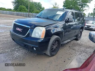 2011 GMC Yukon SLT z VIN 1GKS2CE02BR345370, wystawiony jako IAAI lot #42338653 z przebiegiem 225 000 mil mil oraz . Historia ofert i sprzedaży dostępna na DreamBid. Obrazek 17.