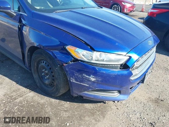 2013 Ford Fusion S with VIN 3FA6P0G79DR294759, listed as a IAAI auction lot 41989625 with 182,455 mi miles. Bid and sale history available at carsss.com. Image 6.