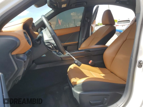 2024 Lexus IS 300 with VIN JTHCA1D27R5129489, listed as a Copart auction lot 60102655 with 6,570 mi miles and Salvage title. Bid and sale history available at DreamBid. Image 7.
