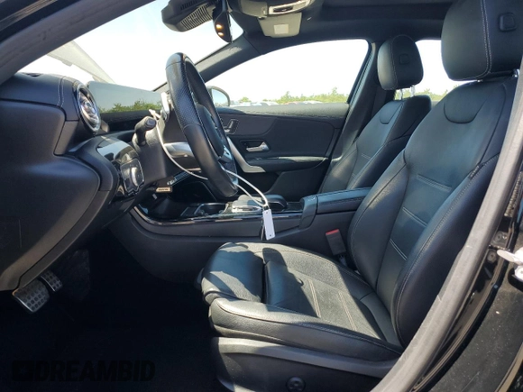 2019 Mercedes-Benz A 220 z VIN WDD3G4EB0KW012830, wystawiony jako Copart lot #56175745 z przebiegiem 89 755 mil mil oraz Szkoda całkowita • Salvage title. Historia ofert i sprzedaży dostępna na DreamBid. Obrazek 7.