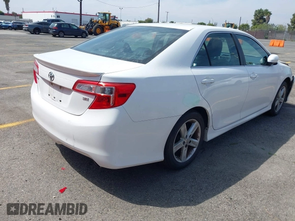 2012 Toyota Camry L with VIN 4T1BF1FK6CU156333, listed as a IAAI auction lot 42034574 with 92,126 mi miles. Bid and sale history available at carsss.com. Image 4.