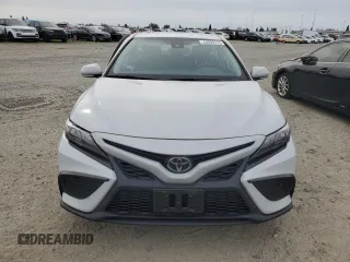 2023 Toyota Camry SE with VIN 4T1G11AK8PU139888, listed as a Copart auction lot 44609775 with 10,931 mi miles and Salvage Title. Bid and sale history available at DreamBid. Image 5.