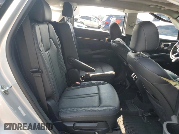 2022 Kia Sorento SX z VIN 5XYRK4LF4NG116621, wystawiony jako Copart lot #58550865 z przebiegiem 56 095 mil mil oraz Szkoda całkowita • Salvage title. Historia ofert i sprzedaży dostępna na DreamBid. Obrazek 11.