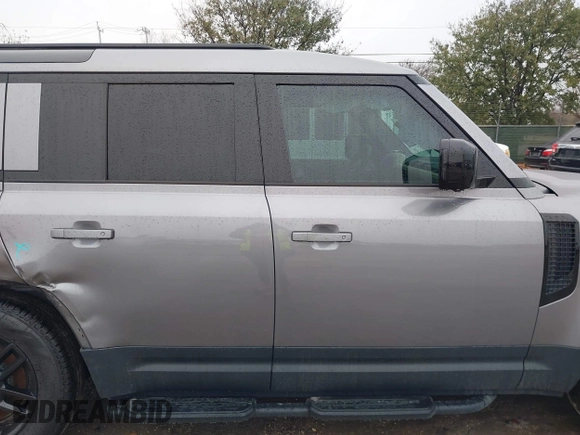 2024 Land Rover Defender with VIN SALEJEEU9R2312923, listed as a IAAI auction lot 41548930 with 104,449 mi miles and . Bid and sale history available at DreamBid. Image 14.