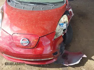 2015 Nissan LEAF SV with VIN 1N4AZ0CP5FC308068, listed as a IAAI auction lot 41582997 with 53,230 mi miles. Bid and sale history available at carsss.com. Image 6.