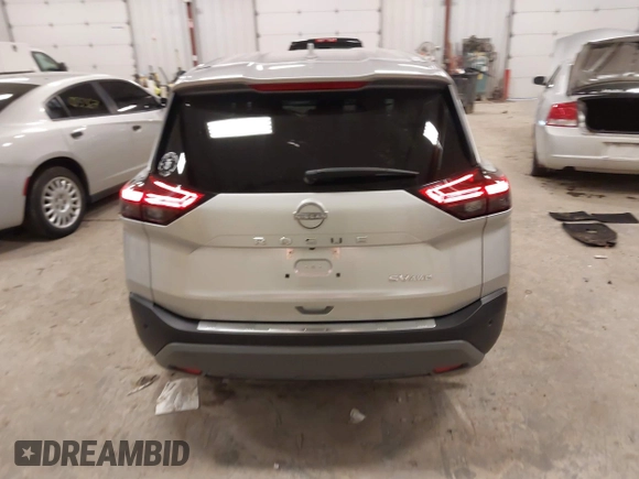 2022 Nissan Rogue SV with VIN 5N1BT3BB8NC696544, listed as a IAAI auction lot 41516760 with 24,679 mi miles. Bid and sale history available at carsss.com. Image 16.