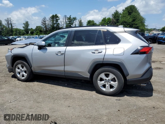 2020 Toyota RAV4 XLE z VIN 2T3P1RFV0LC079416, wystawiony jako Copart lot #61584115 z przebiegiem 64 508 mil mil oraz Szkoda całkowita • Salvage title. Historia ofert i sprzedaży dostępna na DreamBid. Obrazek 2.