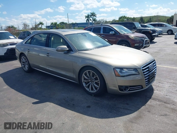 2012 Audi A8 z VIN WAURVAFD0CN001646, wystawiony jako IAAI lot #41524110 z przebiegiem 105 187 mil mil oraz . Historia ofert i sprzedaży dostępna na DreamBid. Obrazek 1.