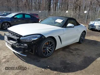 2020 BMW Z4 sDrive30i z VIN WBAHF3C09LWW54993, wystawiony jako IAAI lot #41757841 z przebiegiem Nie podano mil oraz . Historia ofert i sprzedaży dostępna na DreamBid. Obrazek 20.